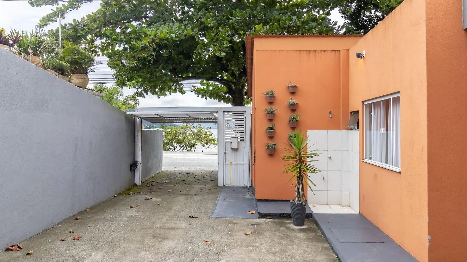 Aptos E Studios De Frente Para A Lagoa Da Conceicao Sdr Florianópolis